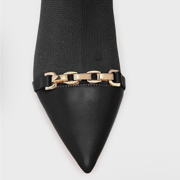 Elegant Black Lace-Up Boots - Picture 5 of 5